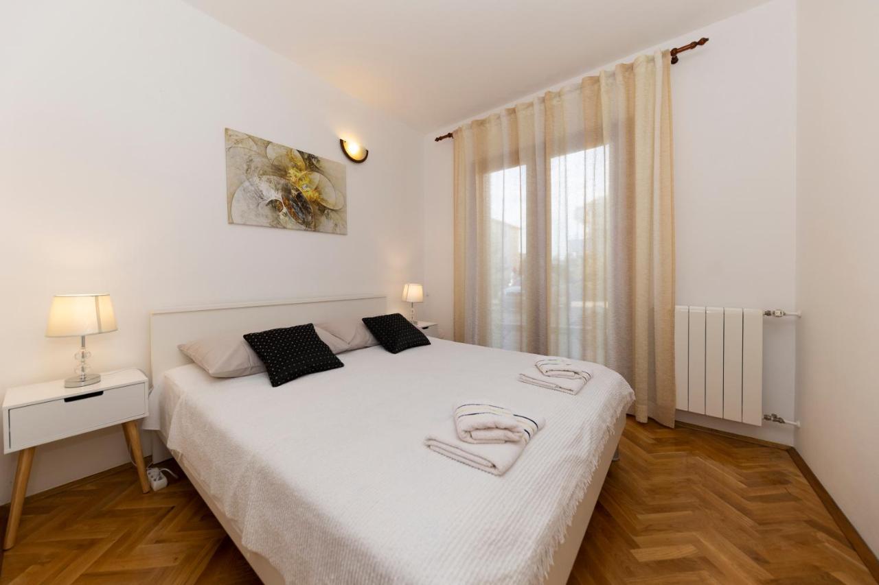 Ryanair'S Seaside Top Choice Zadar Apartment